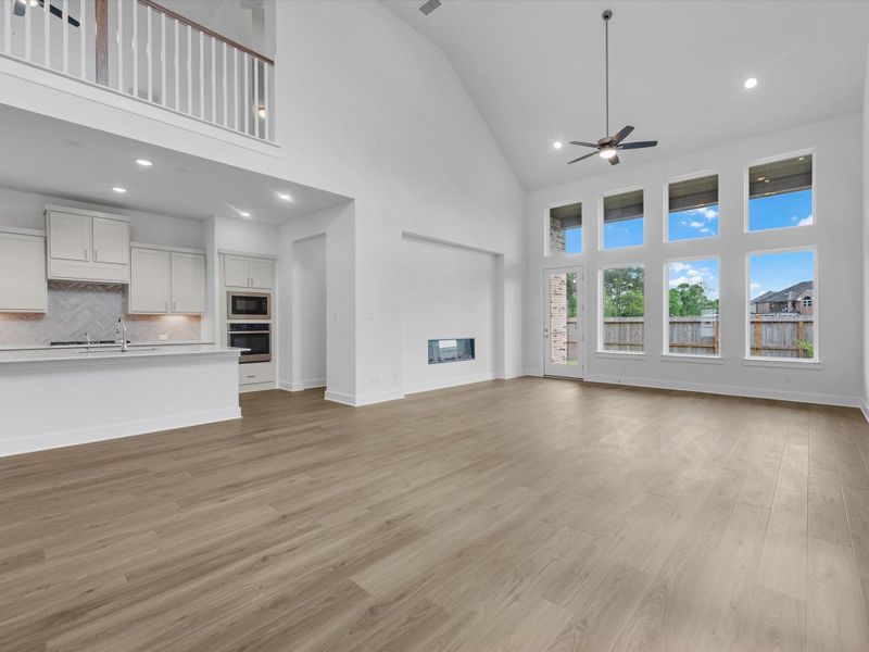 Spacious, unfurnished interior of a new home in Tompkins Reserve, Katy (Image 21). Spacious, unfurnished interior of a new home in Tompkins Reserve, Katy (Image 21).