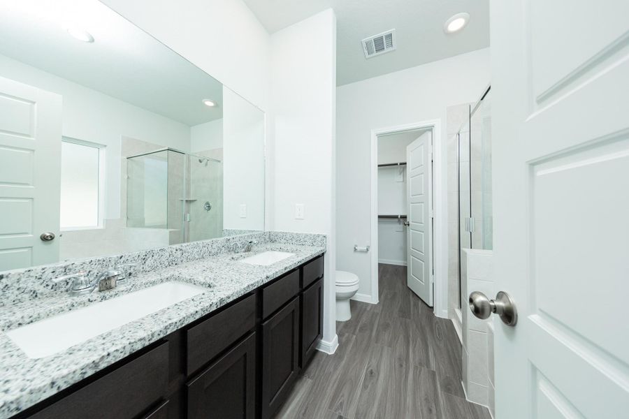 Furnished interior view inside a new home in Bammel Oaks, Houston (Image 4).