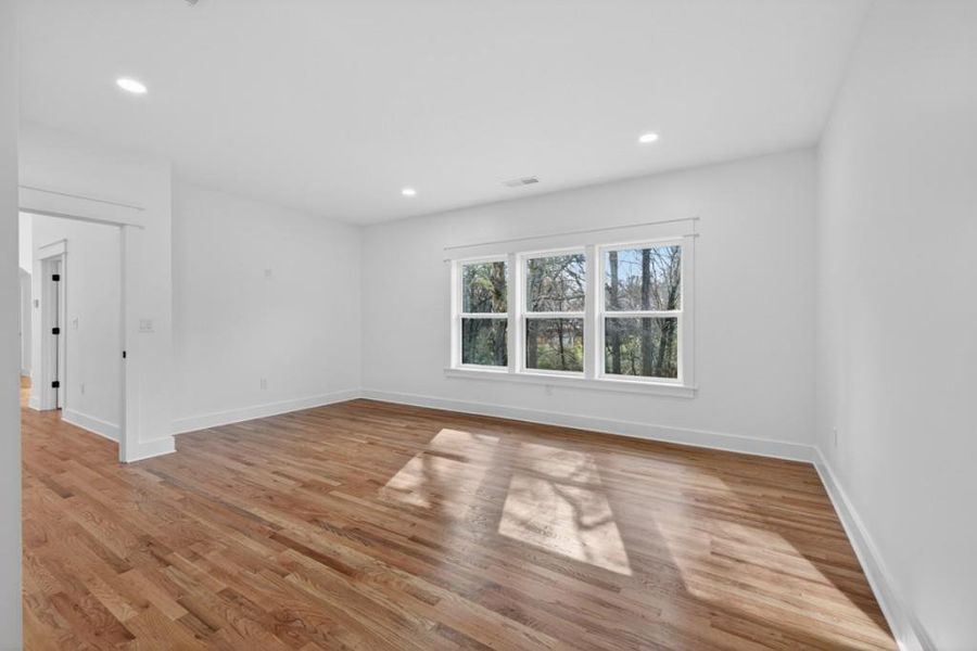 Spacious, unfurnished interior of a new home in , Norcross (Image 64).