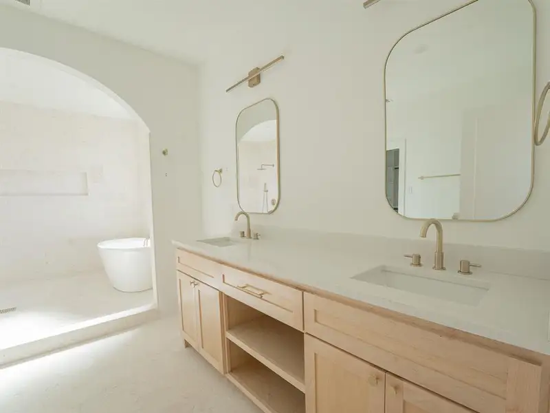 Furnished interior view inside a new home in , Dallas (Image 4). Furnished interior view inside a new home in , Dallas (Image 4).