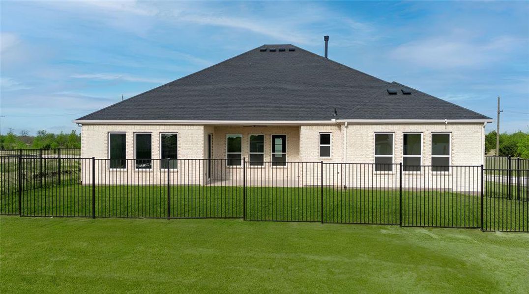 Exterior details and patio area of a home in , Rockwall (Image 3).