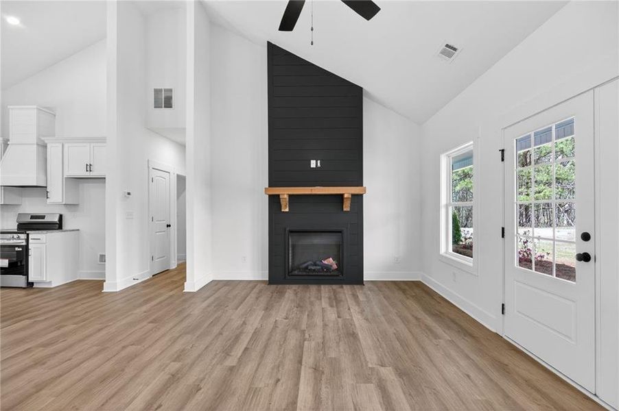 Spacious, unfurnished interior of a new home in , Rockmart (Image 17).