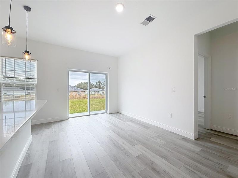 Spacious, unfurnished interior of a new home in , Ocala (Image 23).