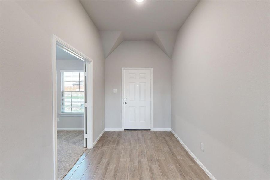 Spacious, unfurnished interior of a new home in Meadow Park, Ponder (Image 26). Spacious, unfurnished interior of a new home in Meadow Park, Ponder (Image 26).