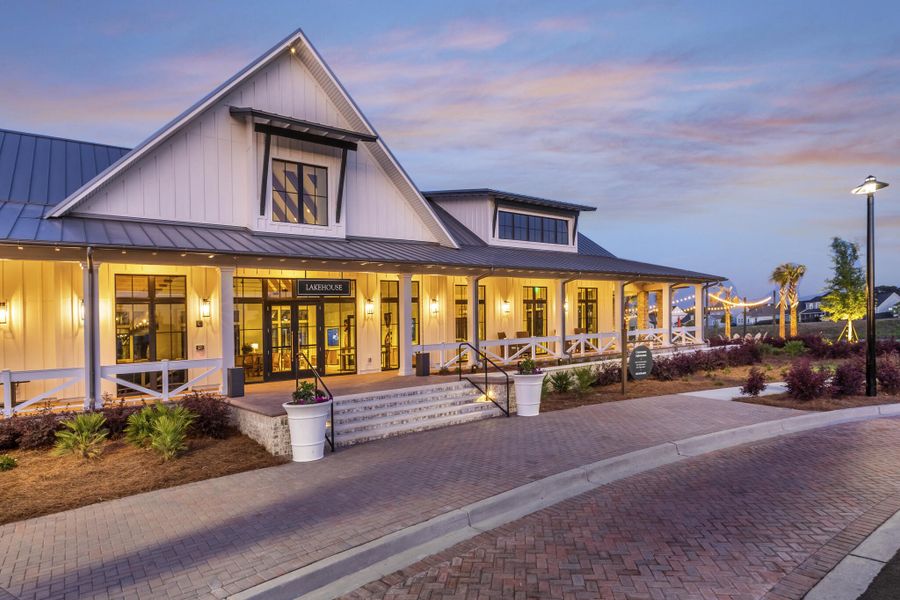 Community amenities in Carnes Crossroads, Summerville (Image 13).