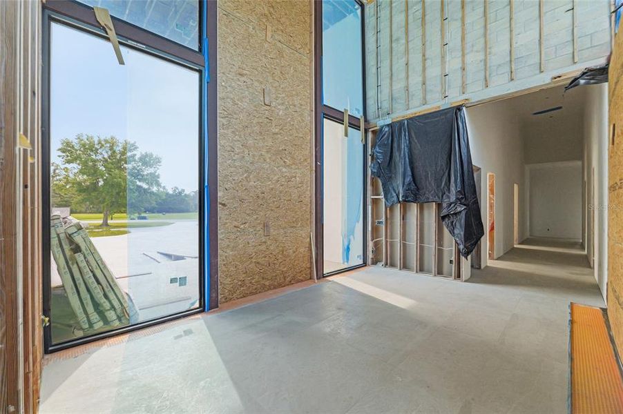 Exterior details and patio area of a home in Stonelake Ranch, Thonotosassa (Image 12).