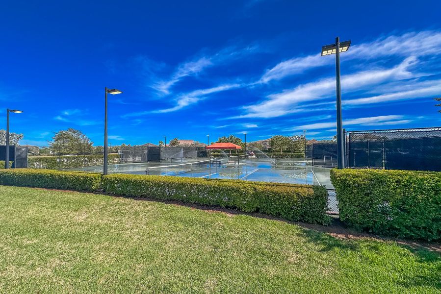 1525 STOCKBRIDGE STREET-print-045-040-Ar