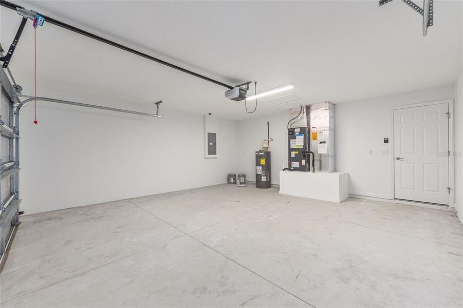 Spacious, unfurnished interior of a new home in , Ocala (Image 16). Spacious, unfurnished interior of a new home in , Ocala (Image 16).