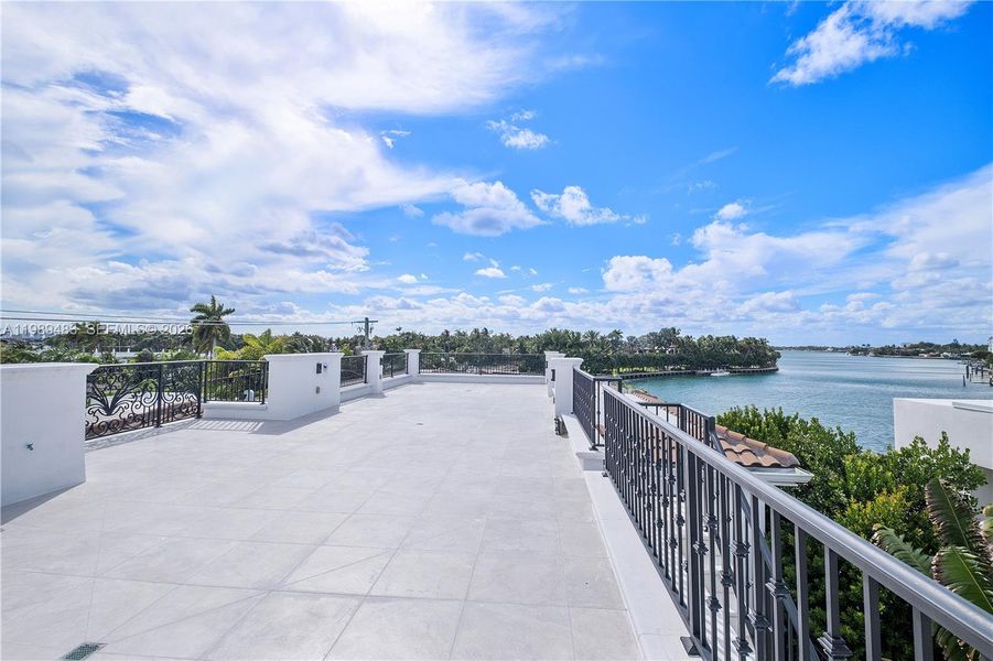 Image 54 of a home in .