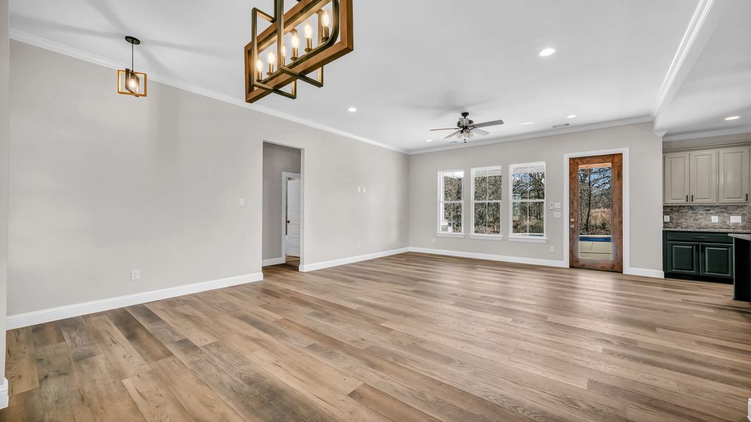 Representative unfurnished interior of a home built from the Clementine by Zeal Home Builders in Saddle Crest Estates, Weatherford (Image 22).