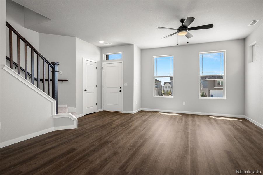 Spacious, unfurnished interior of a new home in Revel Crossing at Wolf Ranch – The Ascent Collection, Colorado Springs (Image 20).