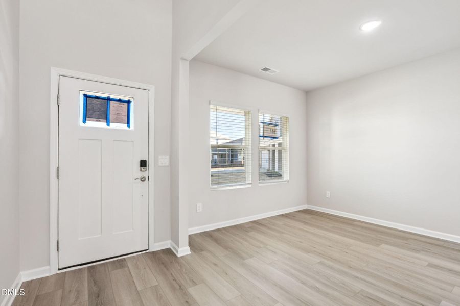 5-web-or-mls-Raleigh- River Glen-38 Hoff