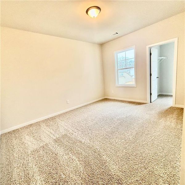 Spacious, unfurnished interior of a new home in Rosewood Lake Estates, Hoschton (Image 20).