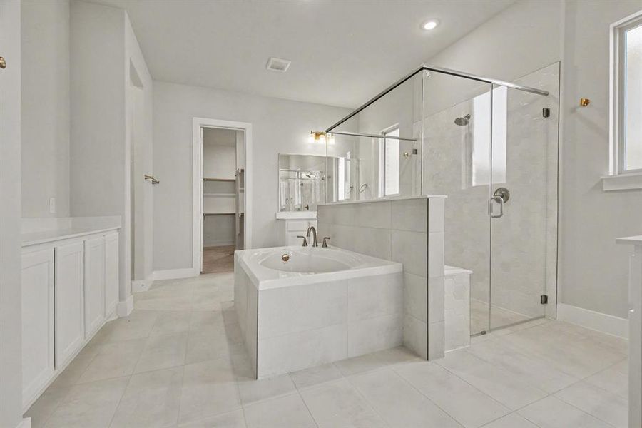 Furnished interior view inside a new home in , McKinney (Image 9).