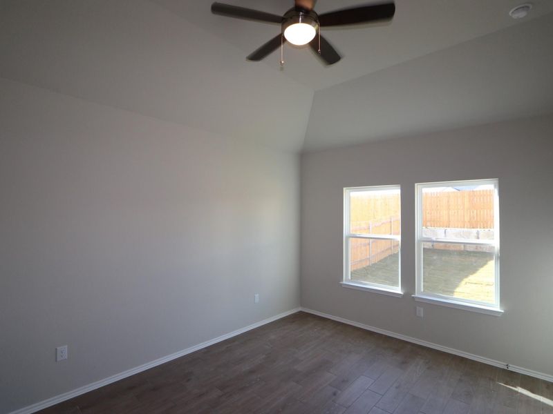 Spacious, unfurnished interior of a new home in Cascades at Onion Creek, Austin (Image 11). Spacious, unfurnished interior of a new home in Cascades at Onion Creek, Austin (Image 11).