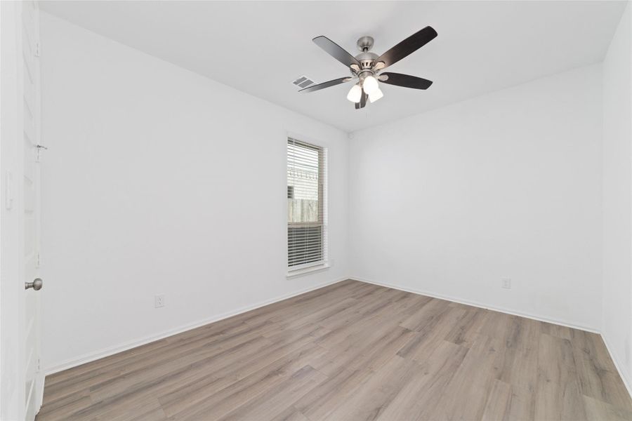 Spacious, unfurnished interior of a new home in , Fulshear (Image 17).