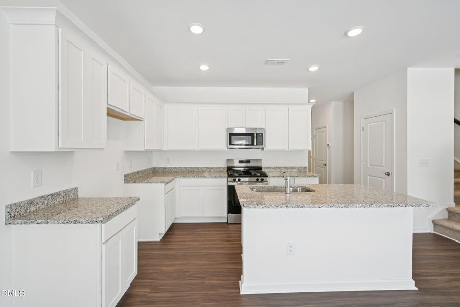 8-web-or-mls-Flagstone Wy-S0402-008