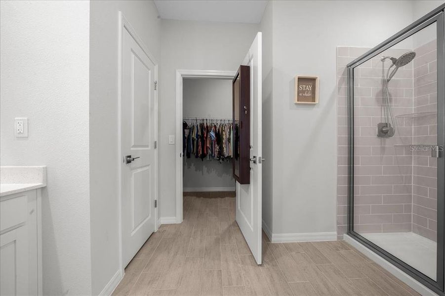 Furnished interior view inside a new home in Ocala, Ocala (Image 39).