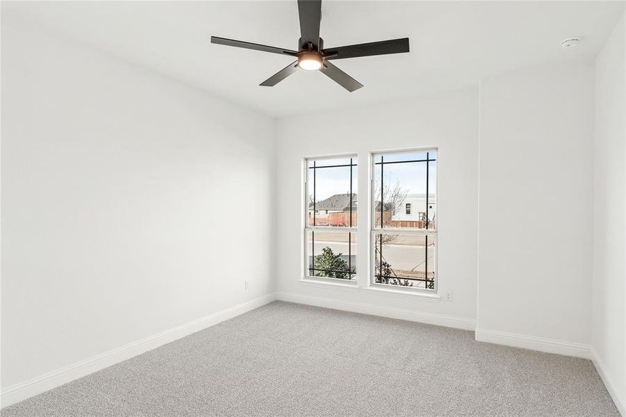 Spacious, unfurnished interior of a new home in Creekview Meadows, Pilot Point (Image 30).