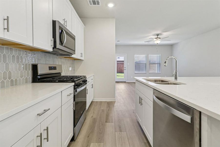 Photo is not of the actual home, but is an inspirational photo of builder’s model home and may depict options, furnishings, and/or decorator features that are not included.