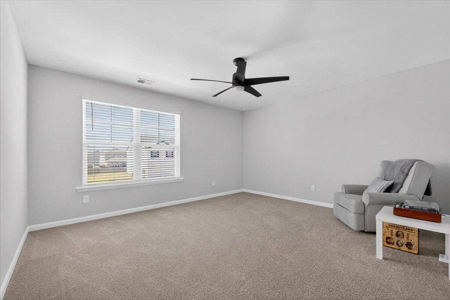 Spacious, unfurnished interior of a new home in , Summerville (Image 26).
