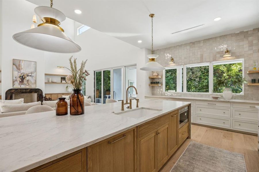 Furnished interior view inside a new home in , Dallas (Image 26). Furnished interior view inside a new home in , Dallas (Image 26).