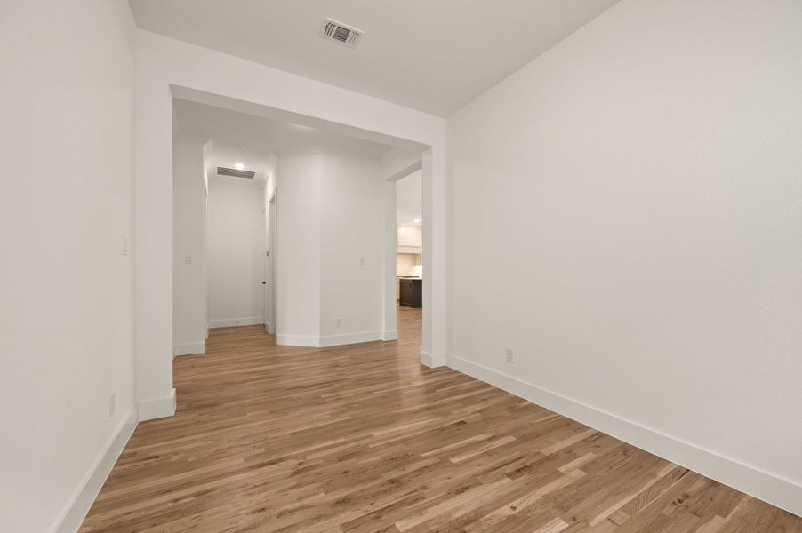Spacious, unfurnished interior of a new home in Parks of Aledo, Aledo (Image 17). Spacious, unfurnished interior of a new home in Parks of Aledo, Aledo (Image 17).