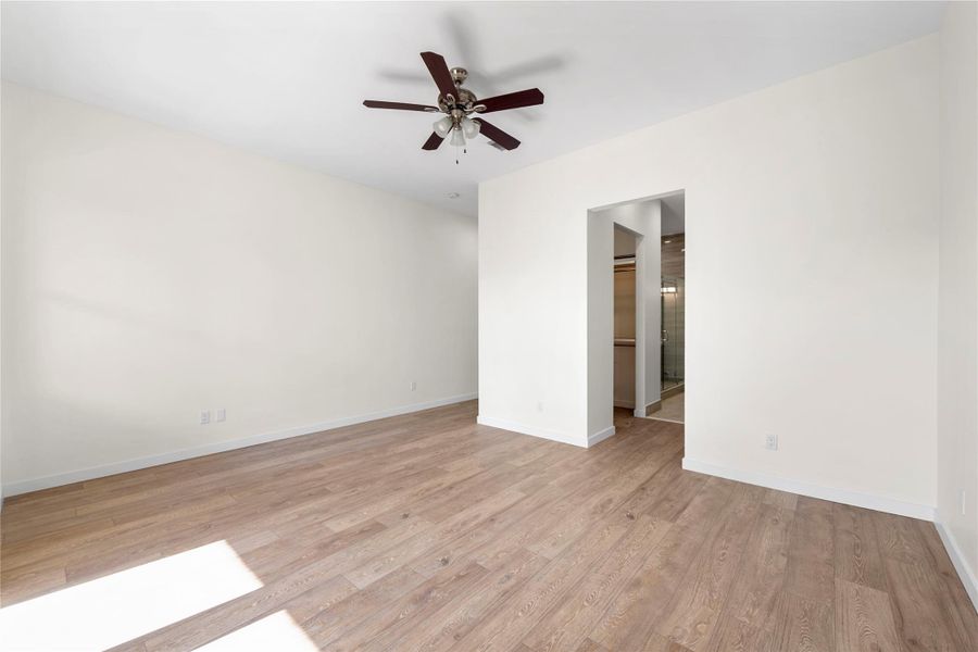 Spacious, unfurnished interior of a new home in , Fort Lauderdale (Image 22).
