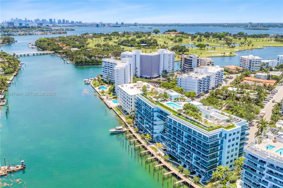 Condo located in Bay Harbor Islands, FL showcasing its design and architecture (Image 21).