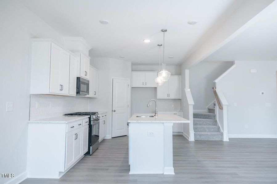 Image 22 of a home in Gregory Village.