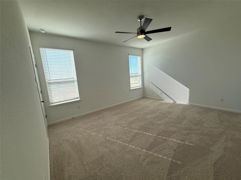 Spacious, unfurnished interior of a new home in Wellspring, Round Rock (Image 13). Spacious, unfurnished interior of a new home in Wellspring, Round Rock (Image 13).