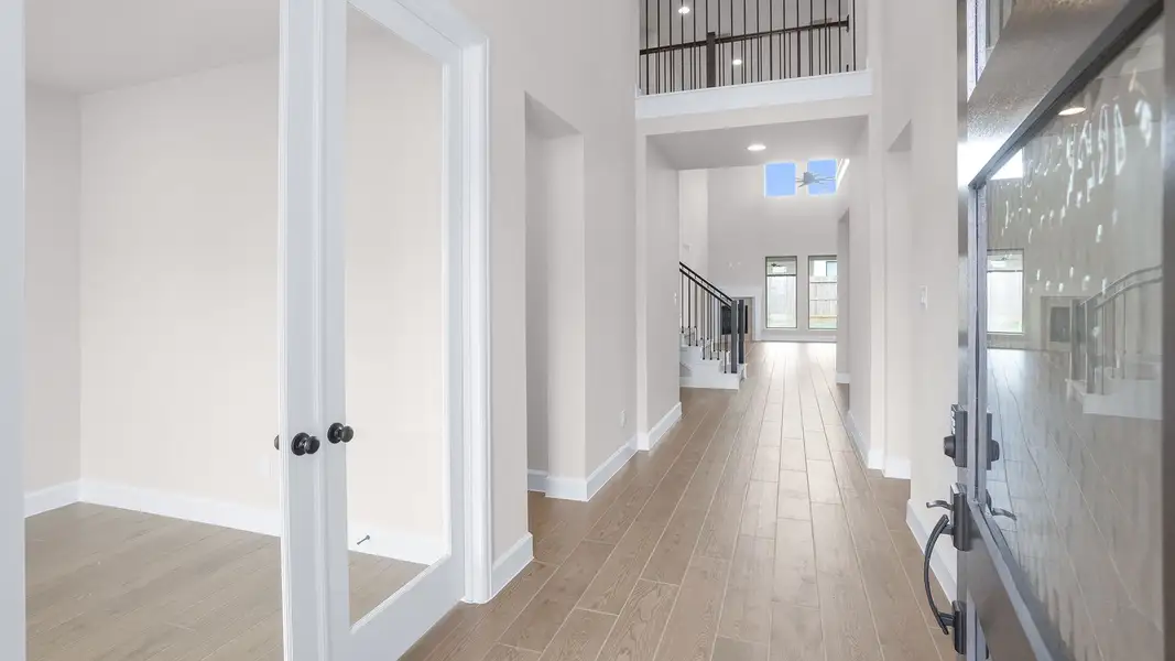 Spacious, unfurnished interior of a new home in Jubilee, Hockley (Image 22).