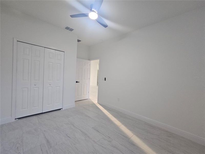 Spacious, unfurnished interior of a new home in , Sanford (Image 14).