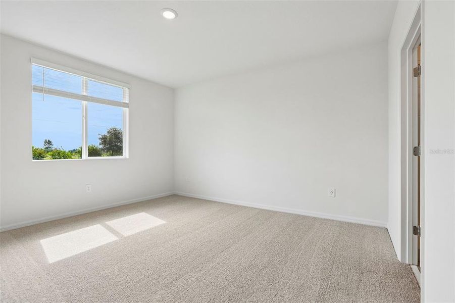Spacious, unfurnished interior of a new home in Benton Hills - Premier Series, Brooksville (Image 20).