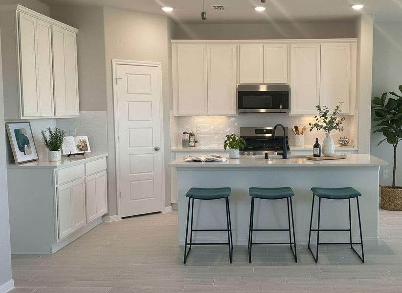 Furnished interior view inside a new home in Creekhaven, Iowa Colony (Image 19).