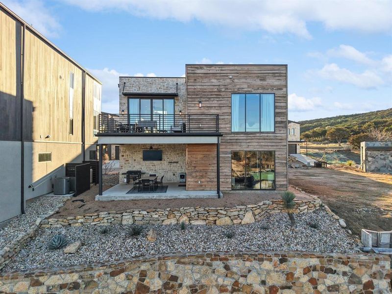 Exterior details and patio area of a home in , Graford (Image 27).