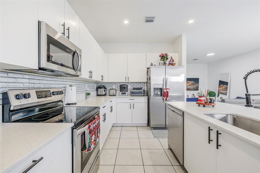 Furnished interior view inside a new home in , Homestead (Image 12).