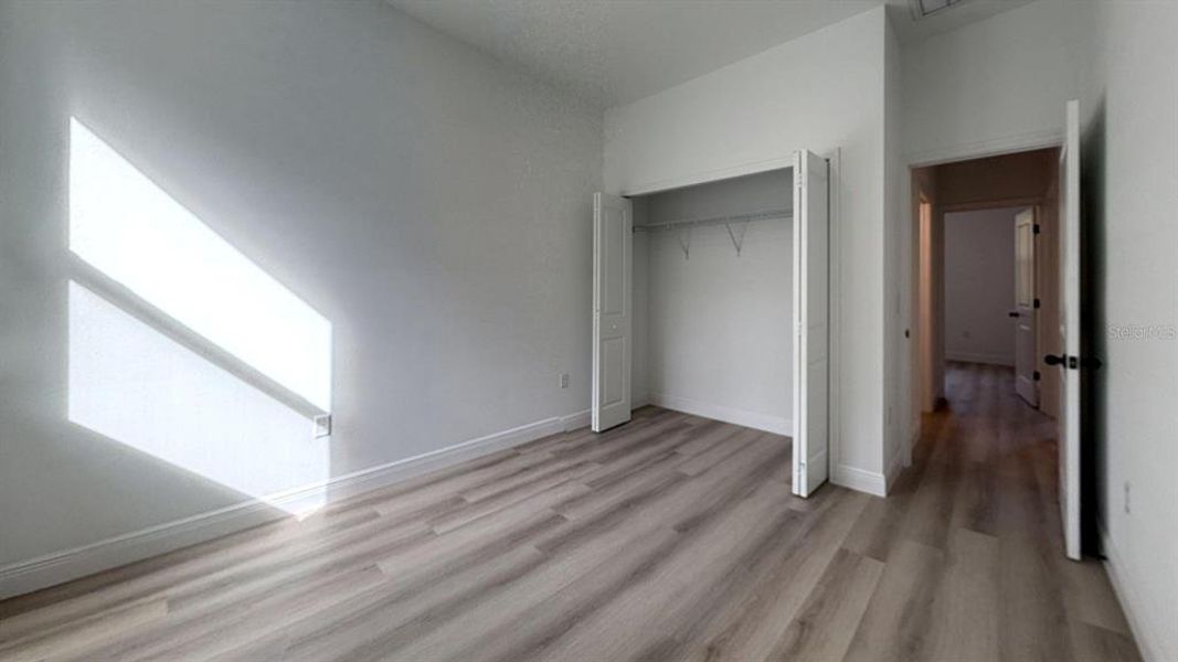 Spacious, unfurnished interior of a new home in , Dunnellon (Image 14).