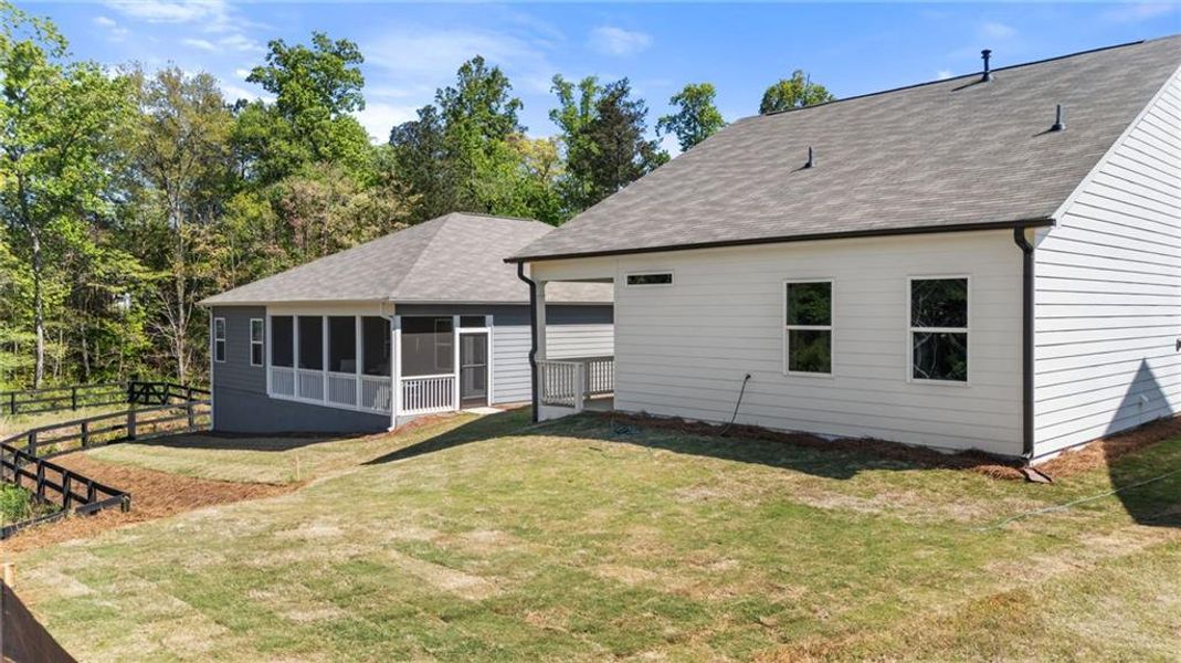 Exterior details and patio area of a home in Villages at Cedar Hill, Dallas (Image 18).