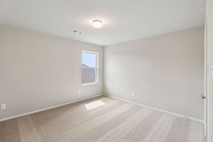 Spacious, unfurnished interior of a new home in Sorella, Tomball (Image 22). Spacious, unfurnished interior of a new home in Sorella, Tomball (Image 22).