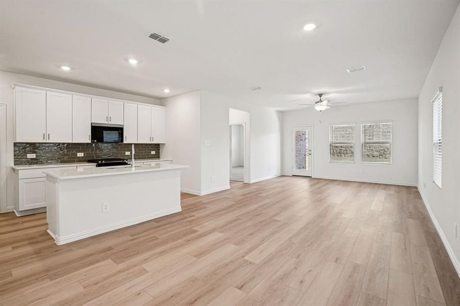 Image 40 of a home in Southridge - Spring Series. Image 40 of a home in Southridge - Spring Series.