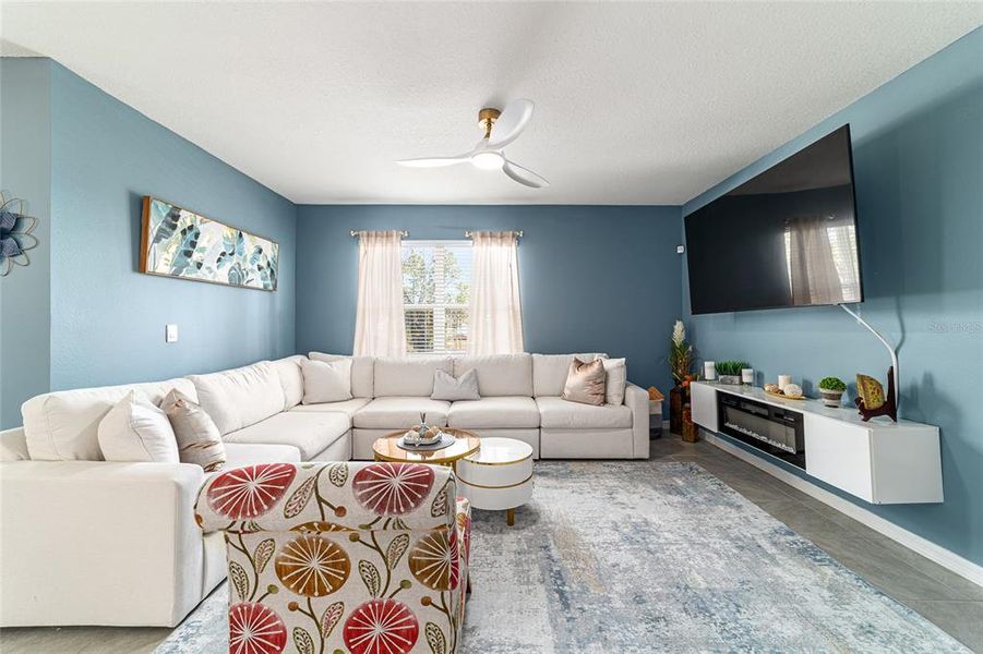 Furnished interior view inside a new home in Lake Diamond, Ocala (Image 14).