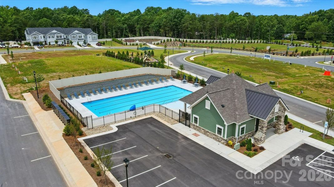 Community amenities in Arbor Chase, Clover (Image 30).