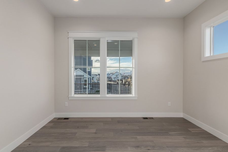 Representative unfurnished interior of a home built from the Luxe by Scott Felder Homes in Westerly, Erie (Image 37).