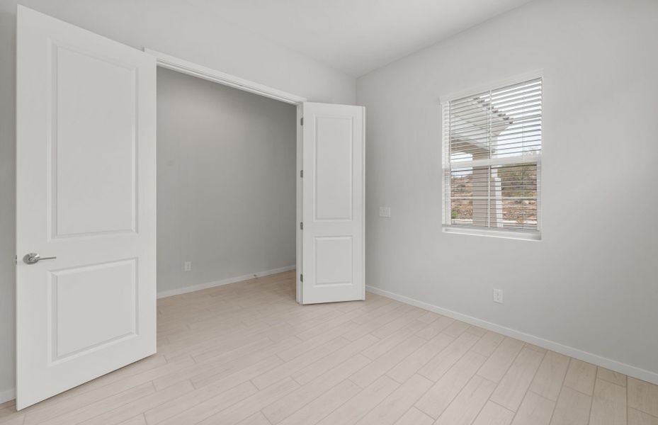 Spacious, unfurnished interior of a new home in Regent Hills - Meadow Series, Buckeye (Image 15). Spacious, unfurnished interior of a new home in Regent Hills - Meadow Series, Buckeye (Image 15).