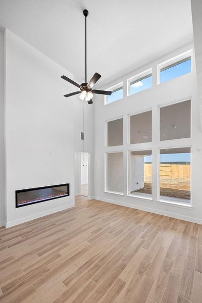 Spacious, unfurnished interior of a new home in Nolina, Georgetown (Image 17).