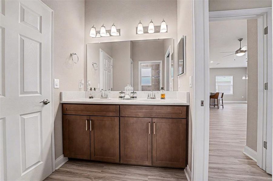 Furnished interior view inside a new home in , Lake Alfred (Image 6).