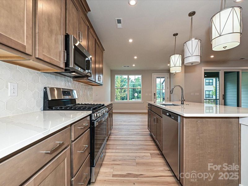 Loads of storage and counterspace because we know what's important.