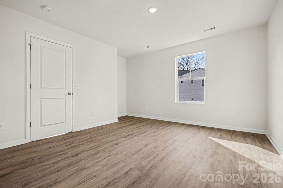 Spacious, unfurnished interior of a new home in , Statesville (Image 25). Spacious, unfurnished interior of a new home in , Statesville (Image 25).