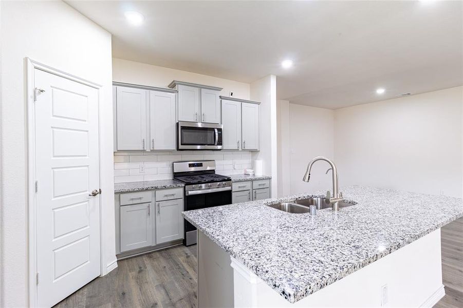 Furnished interior view inside a new home in , Celina (Image 9).